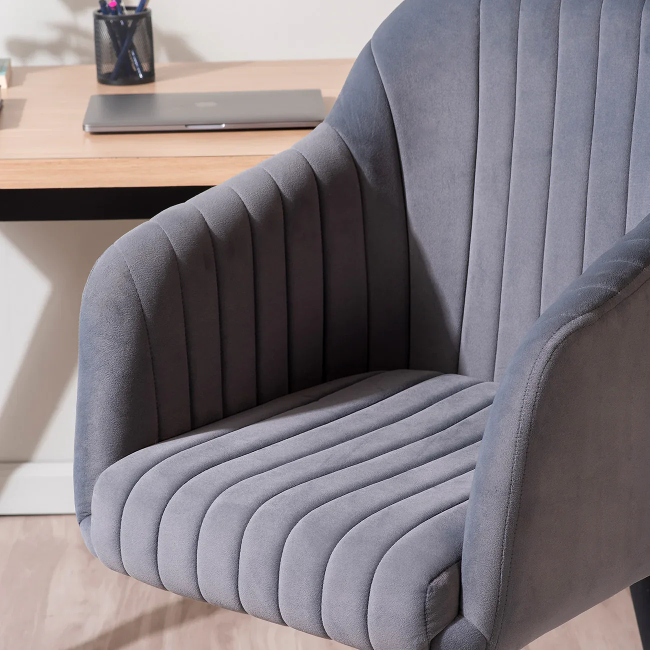 Chic Grey Accent Chair with Tufted Design - Image 2