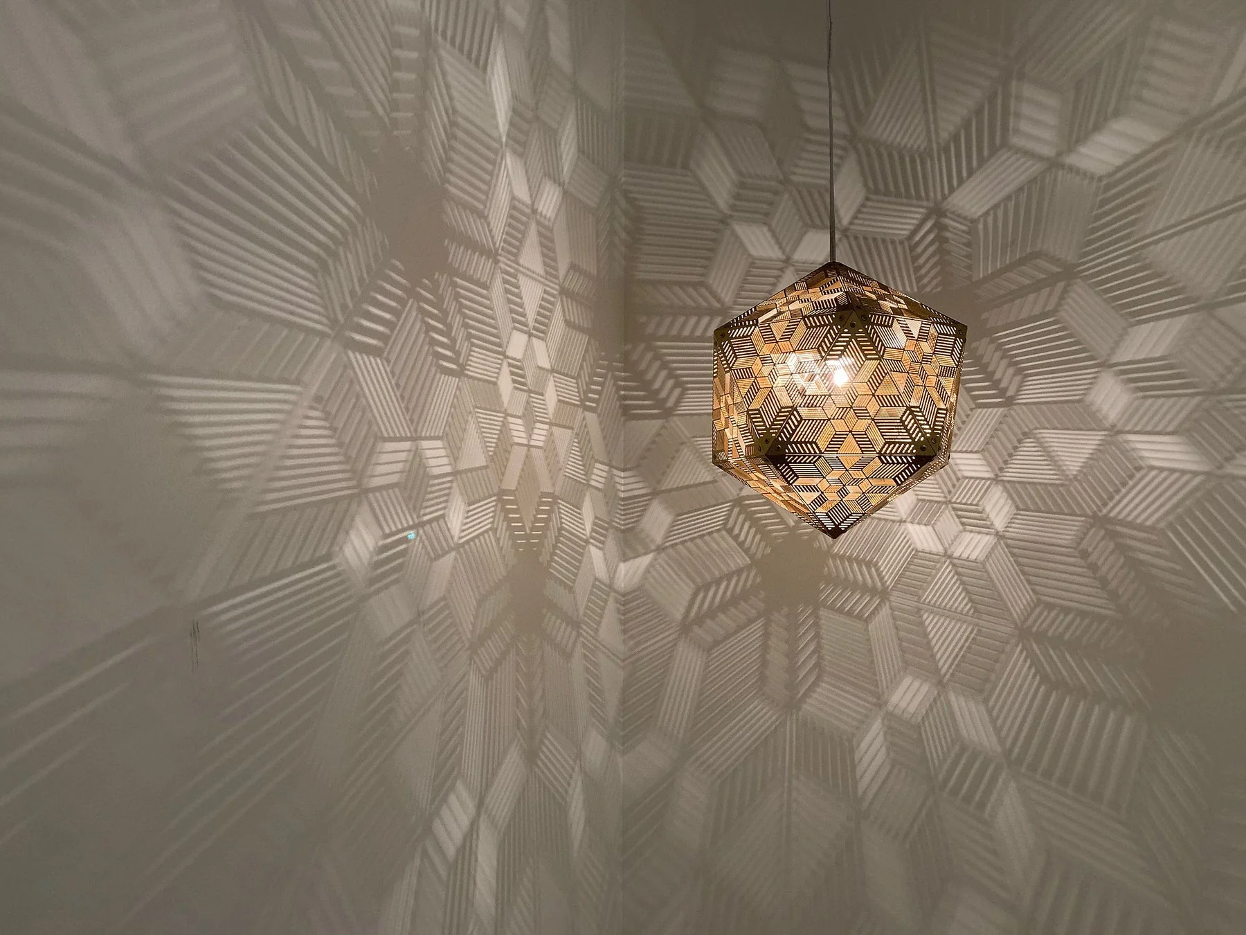 Decorative Shadow Pattern Ceiling Lamp - Image 9