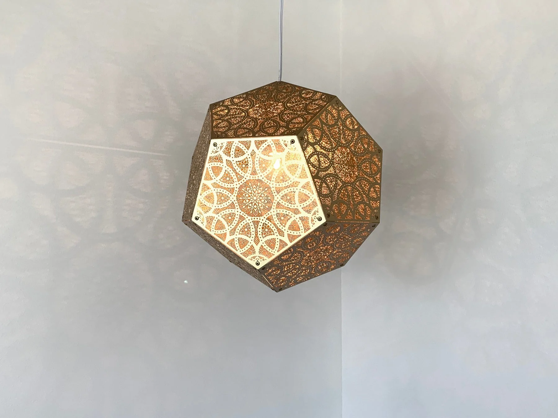 Designer Shadow Casting Pendant Lamp - Image 6