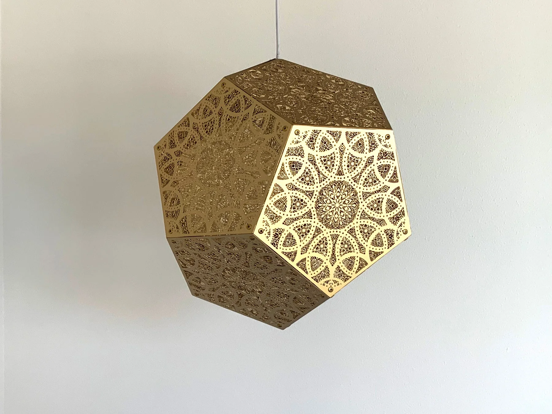 Designer Shadow Casting Pendant Lamp - Image 7