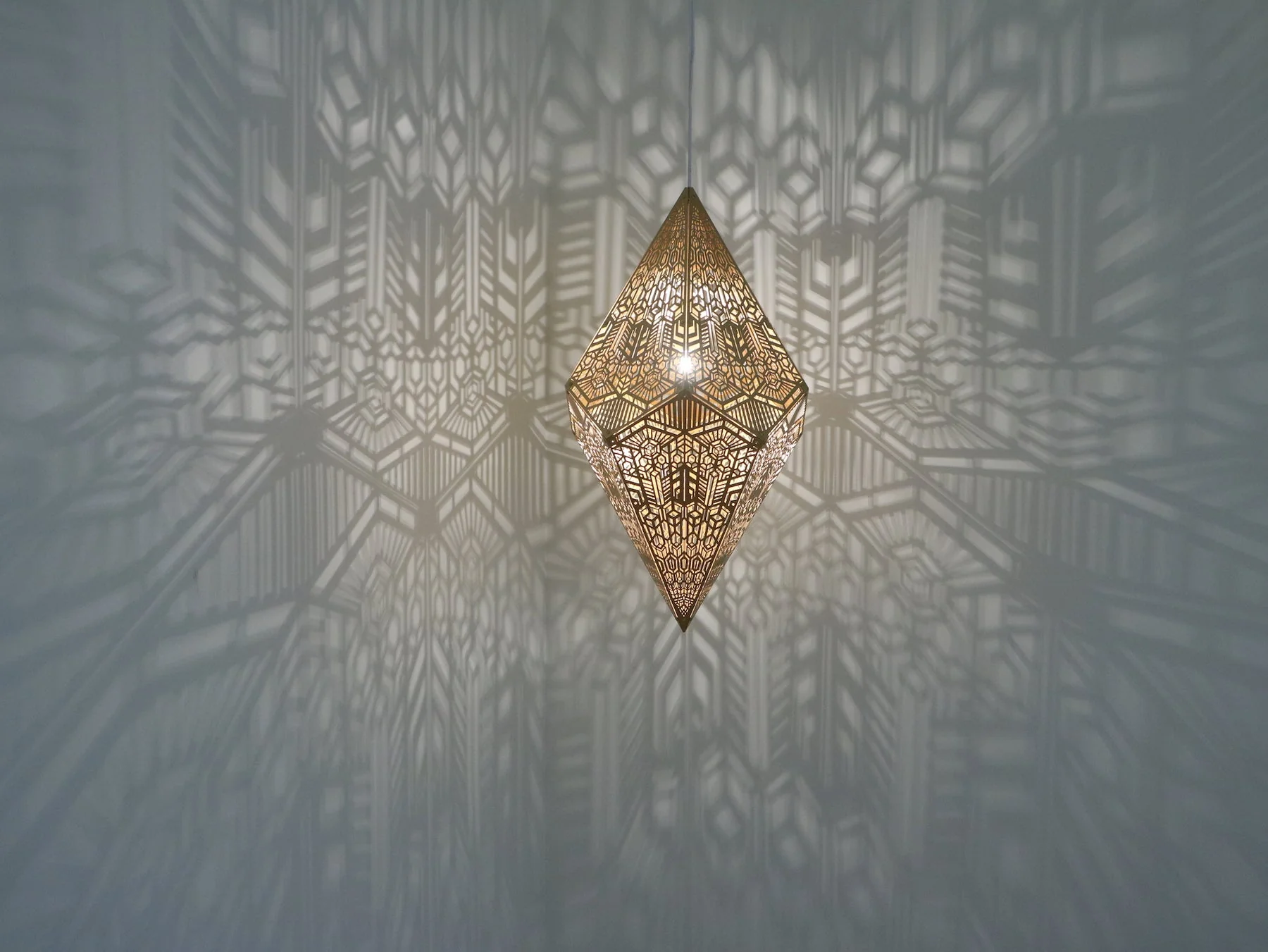 Elegant Shadow Design Ceiling Lamp - Image 12