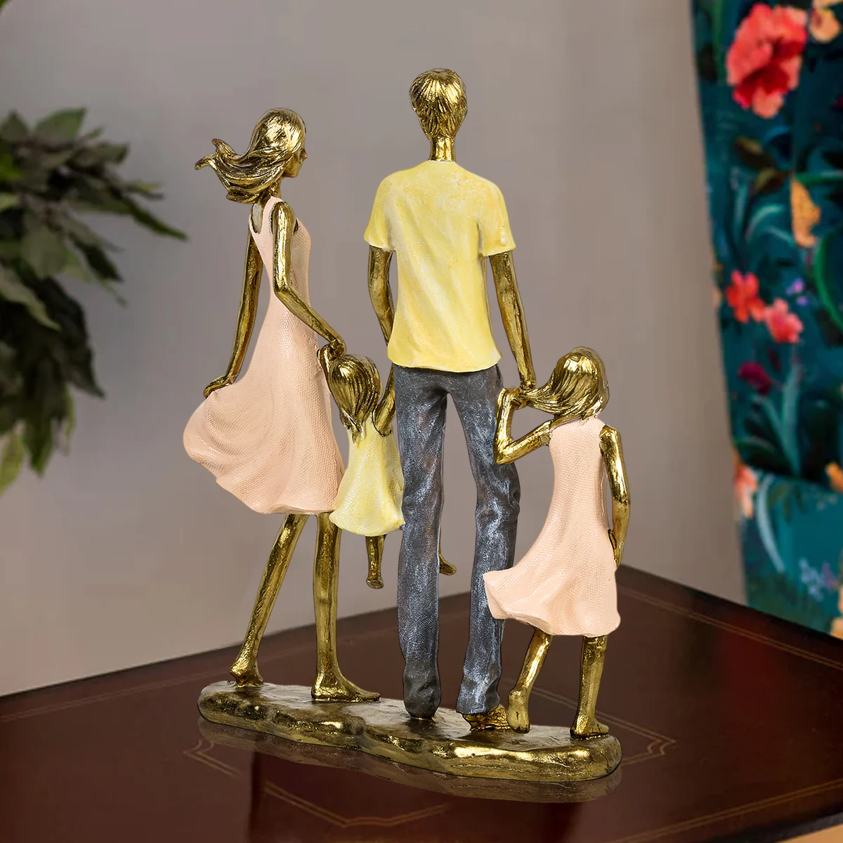 Golden Beloved Family Statue for Table Decoration Showpiece - Image 2