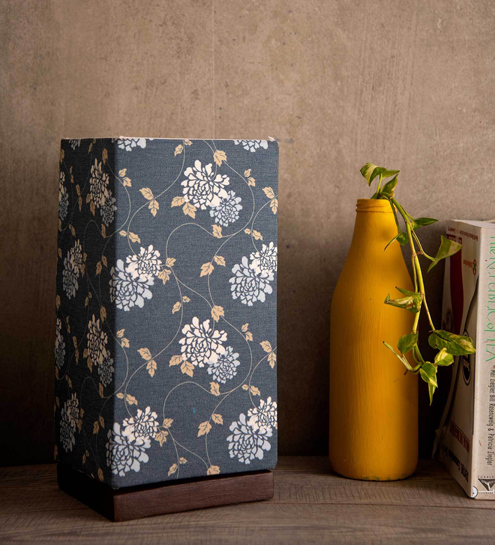 Golden Leaves Printed Table Lamp with Wooden Finish Base - Image 2