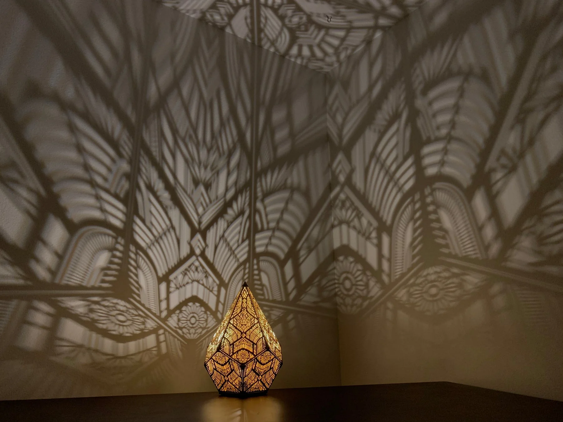 Golden Pointed Decorative Table Light - Image 5