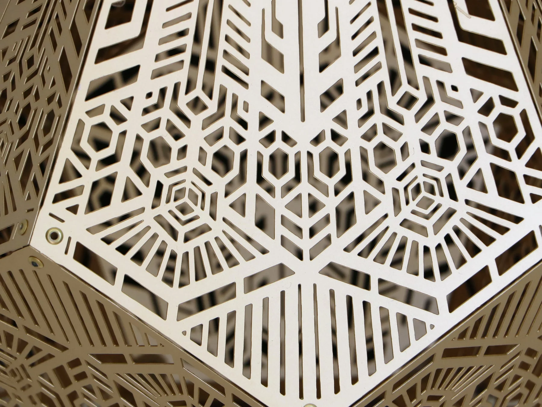 Luxury Decorative Table Light - Image 12