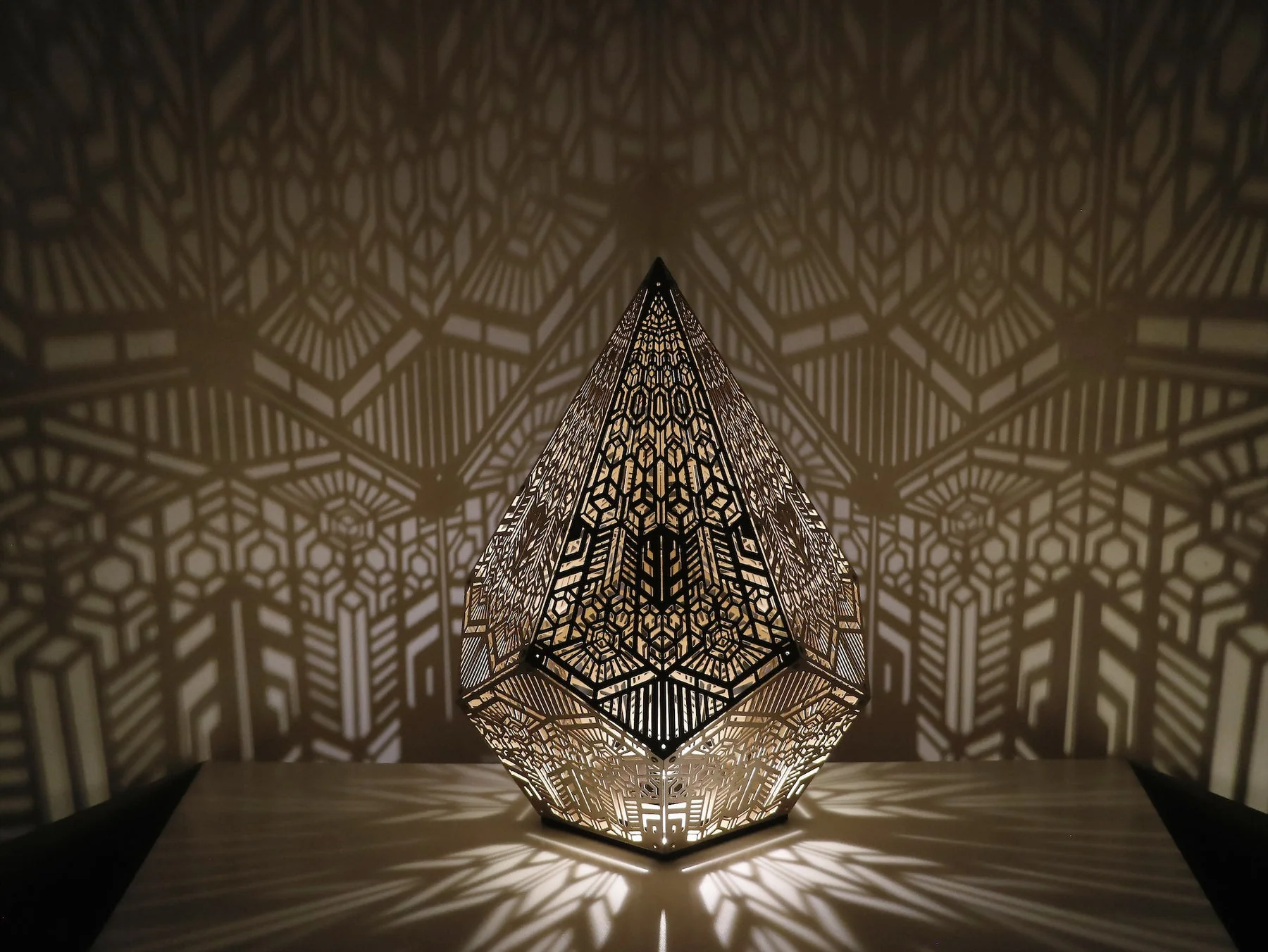 Luxury Decorative Table Light - Image 5