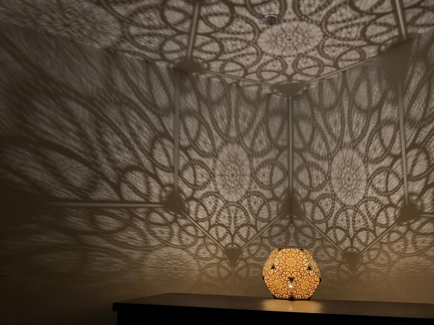 Luxury Mandala Design Lamp - Image 3