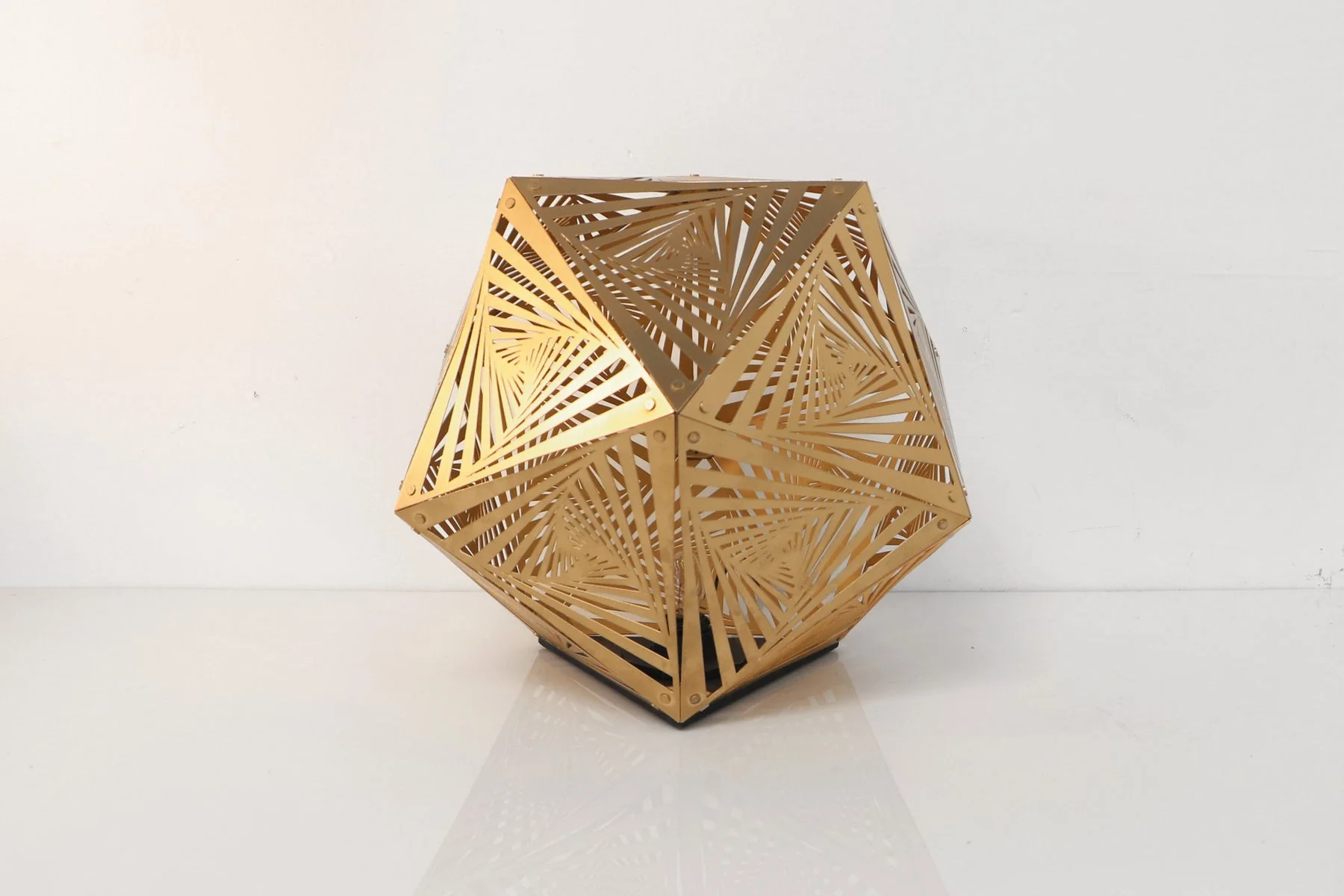 Modern Design Table Lamp - Image 2