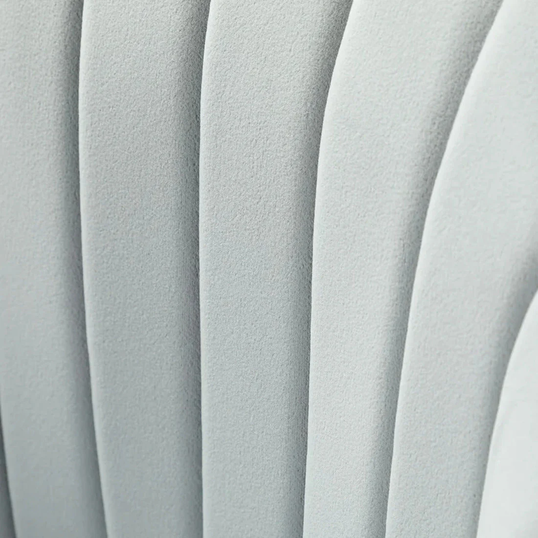 Refined White Tufted Velvet Comfy Armchair with Golden Legs - Image 7
