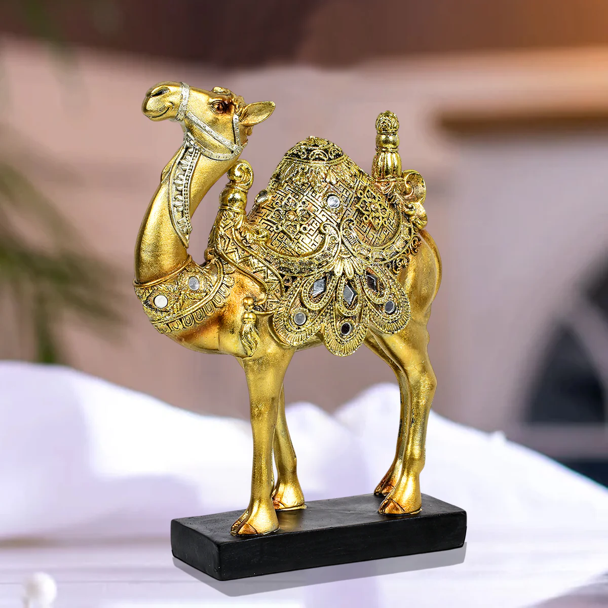 Royal Golden Camel Figurine Resin Table Decoration Showpiece - Image 4