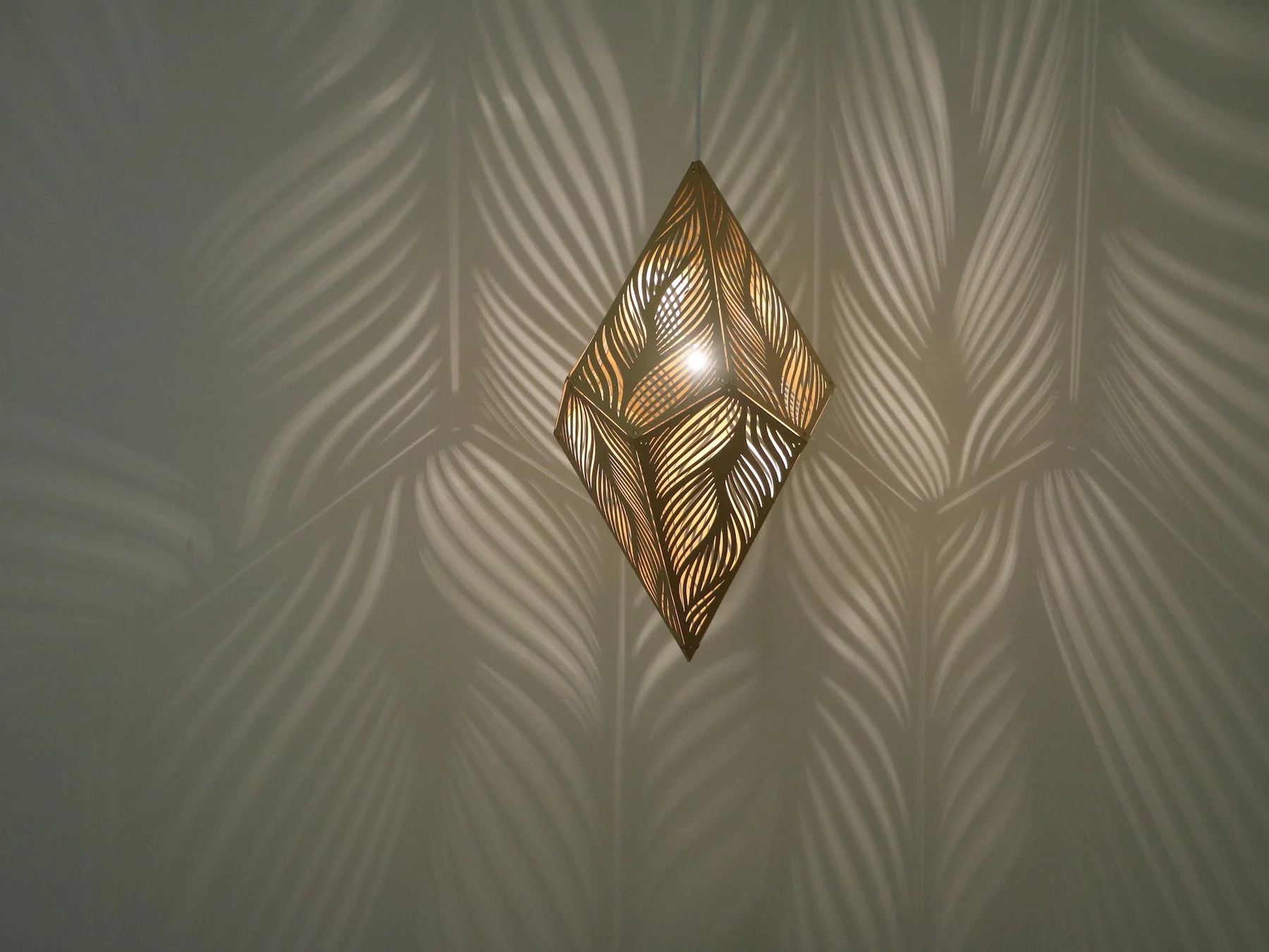 Stylish Laser-Cut Hanging Lamp - Image 20
