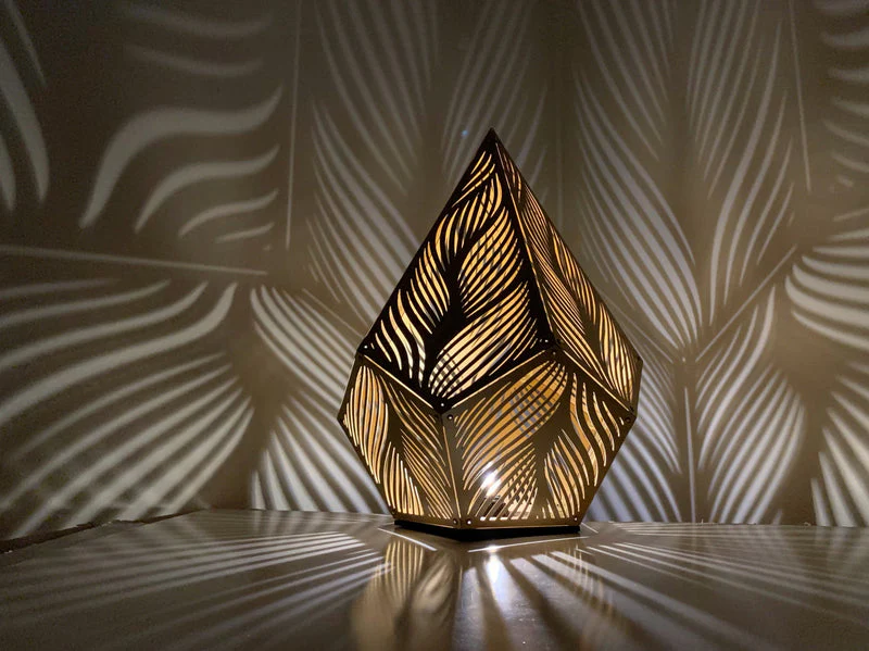 Stylish Shadow Casting Lamp - Image 2