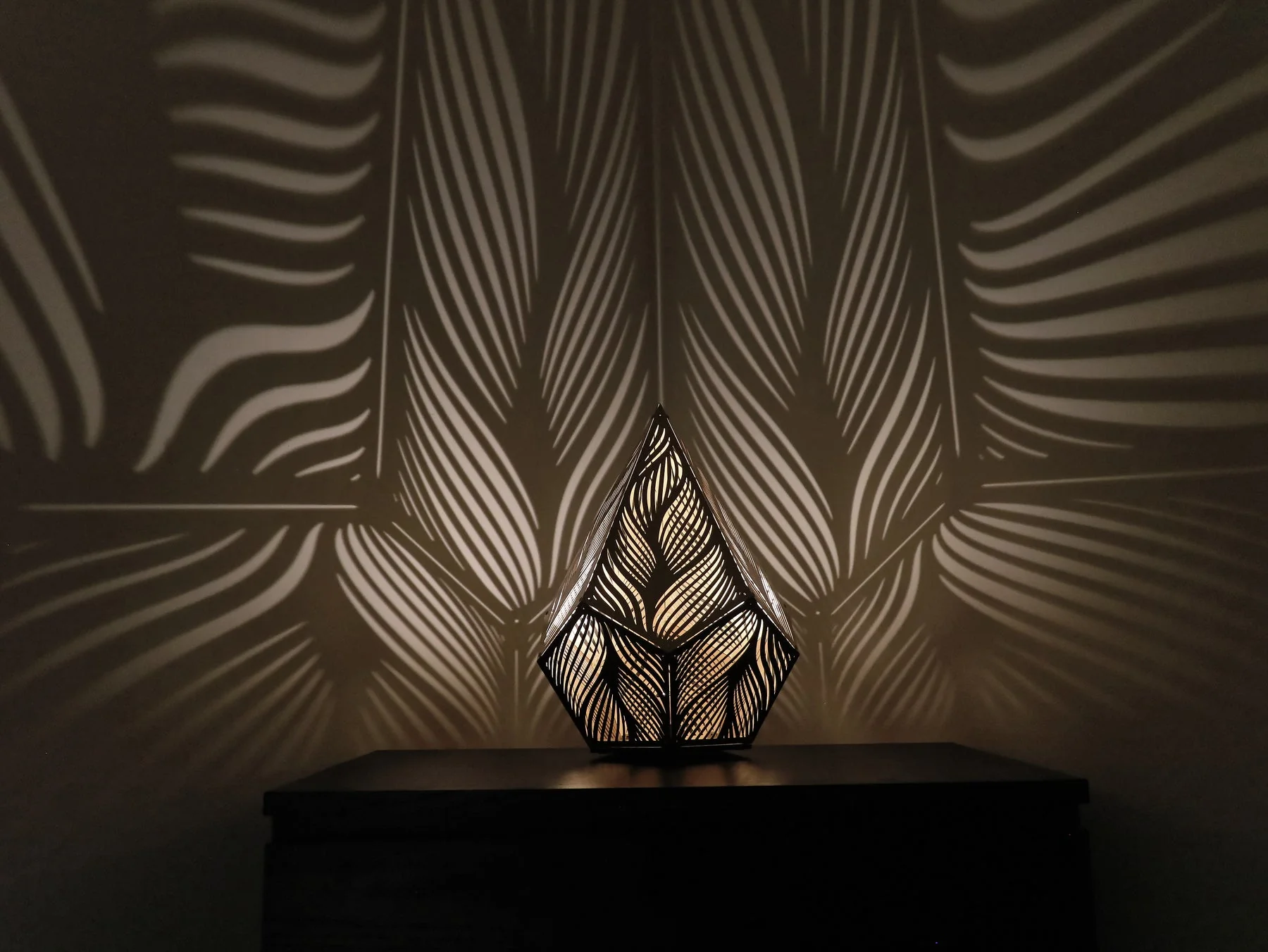 Stylish Shadow Casting Lamp - Image 6