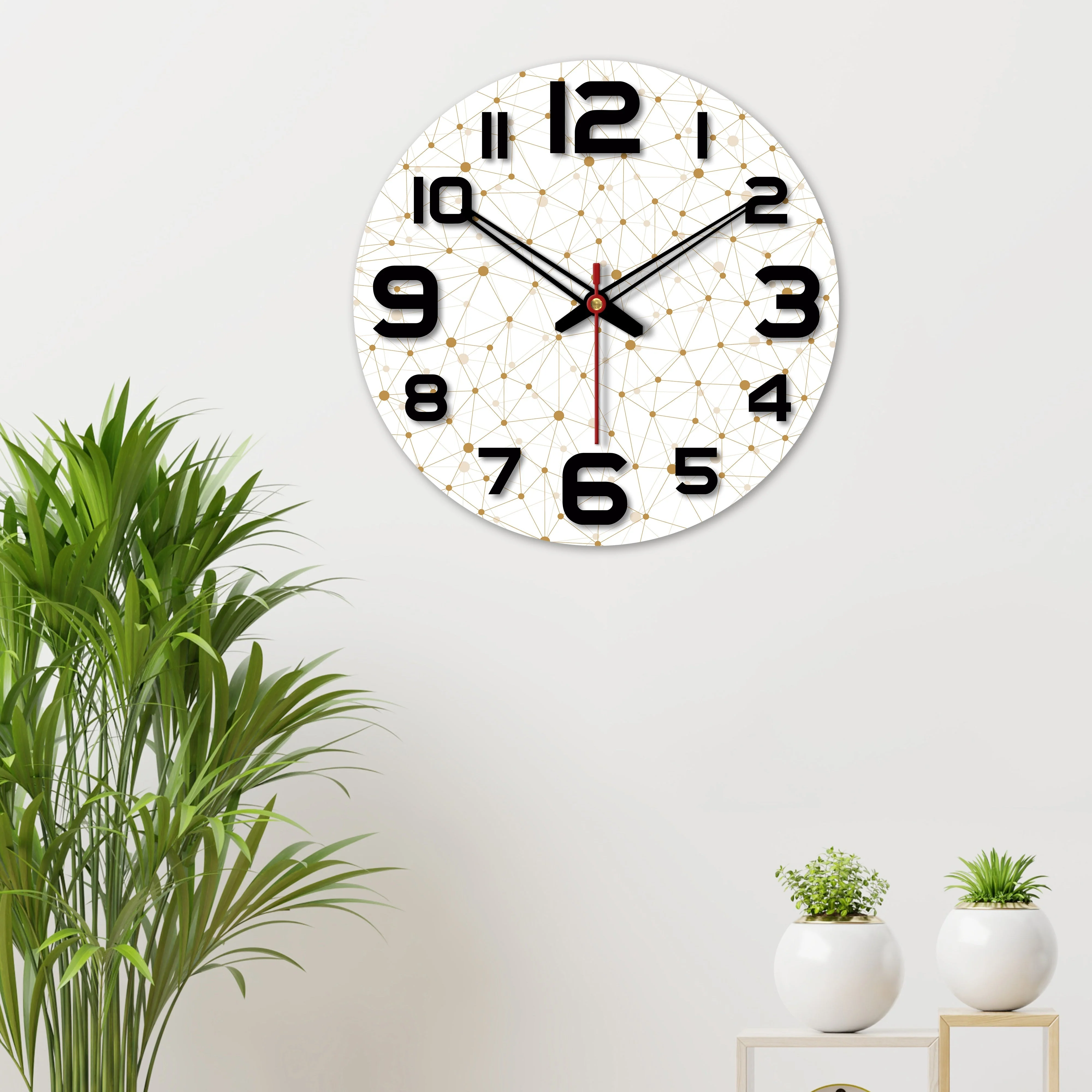 Web Triangle Pattern Printed Wooden Wall Clock - Image 3
